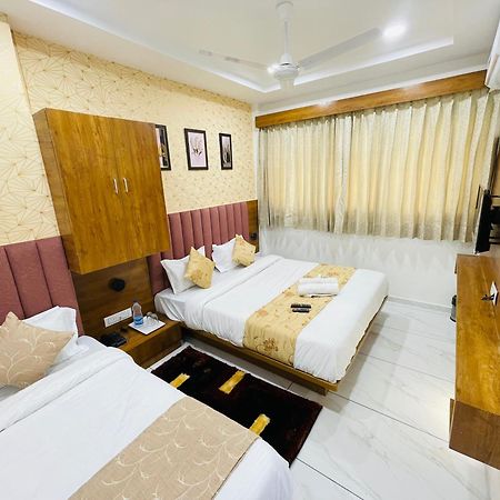אחמדאבאד Hotel Avenue Sky מראה חיצוני תמונה